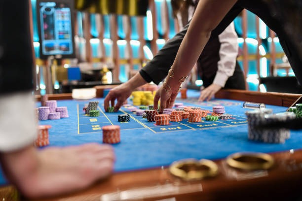 Live baccarat table at dora77 slot Colok Macau with professional dealer, HD multi-camera feed, and real-time card display
